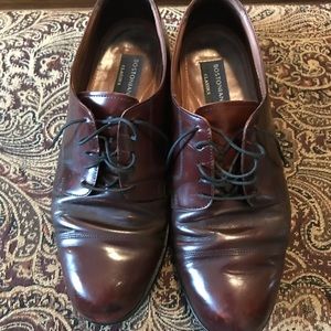 Men’s shoes size 11W